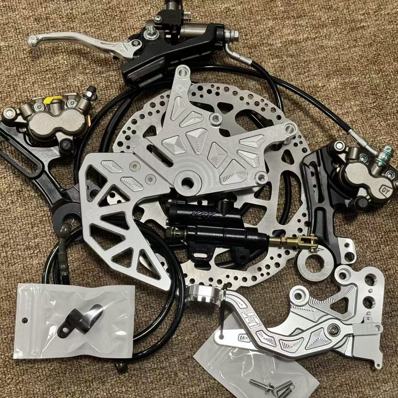 Kit Staffa Doppia Pinza per Fr - Brake Caliper recensione e prezzo